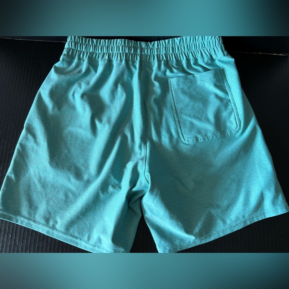 Men’s Outdoor Voices Shorts - Picture 4 of 4